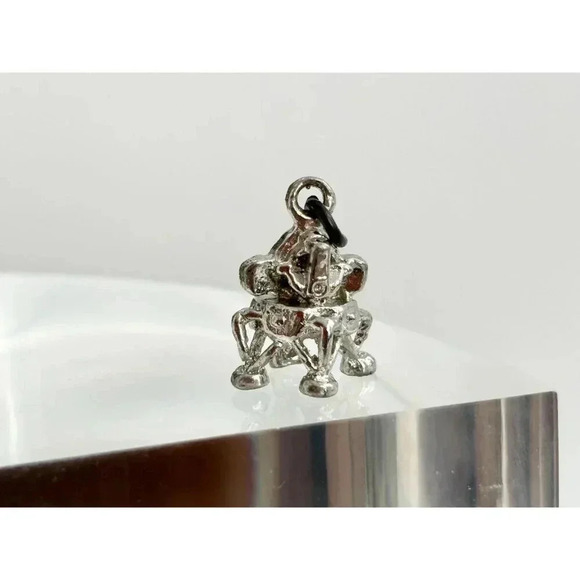 Vintage Silver Toned Unusually Shaped Charm | trinket | pendanr - Picture 6 of 6